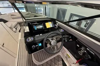 Thumbnail von Sea Ray SLX 260
