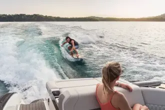 Thumbnail von Sea Ray SLX 260 Surf