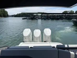 Thumbnail von Sea Ray SLX 360 Außenborder