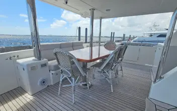 Thumbnail von Outer Reef Yachts 700 Motoryacht UNBRIDLED