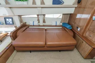 Thumbnail von Carver 43 Motor-Yacht