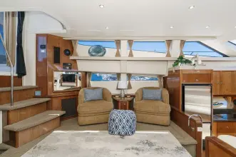 Thumbnail von Carver 43 Motor-Yacht