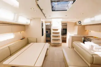 Thumbnail von Beneteau Oceanis 51.1