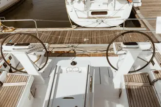 Thumbnail von Beneteau Oceanis 51.1