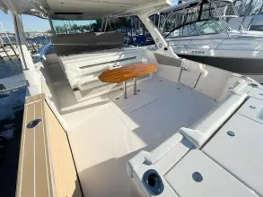Thumbnail von Tiara Yachts 43LS