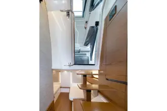 Thumbnail von Tiara Yachts 39 LS