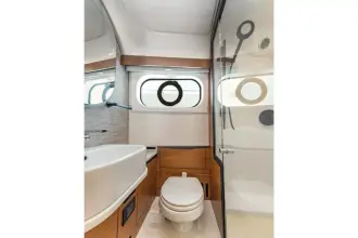 Thumbnail von Tiara Yachts 39 LS
