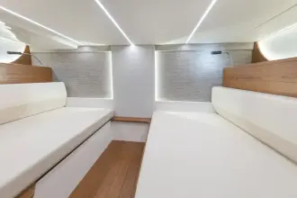 Thumbnail von Tiara Yachts 39 LS