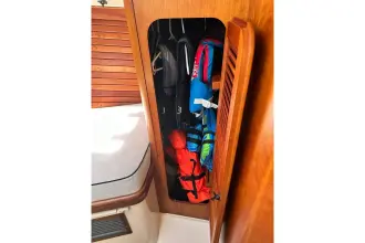 Thumbnail von Hinckley Picnic Boat 36 EP