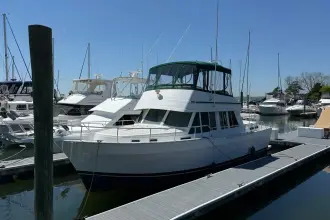 Mainship 430 Trawler