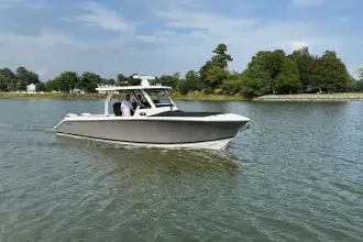 Thumbnail von Pursuit S 328 Sport