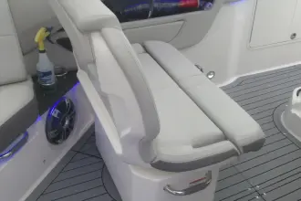 Thumbnail von Sea Ray SLX 400 Außenborder