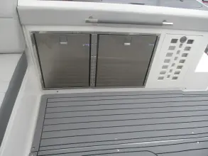 Thumbnail von Sea Ray SLX 400 Außenborder