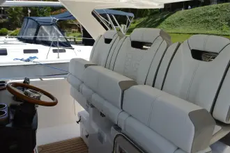 Thumbnail von Tiara Yachts 34 LS