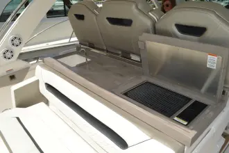Thumbnail von Tiara Yachts 34 LS