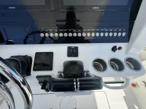 Thumbnail von Edgewater 320 Cc