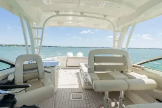 Thumbnail von Boston Whaler 320 Vantage