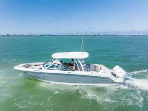 Thumbnail von Boston Whaler 320 Vantage