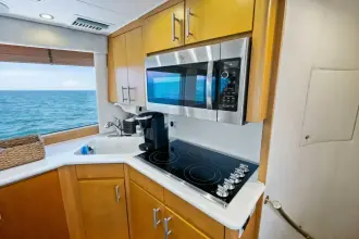 Thumbnail von Hatteras 60 Convertible Endurance