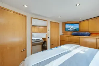 Thumbnail von Hatteras 60 Convertible Endurance