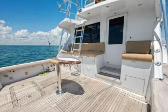 Thumbnail von Hatteras 60 Convertible Endurance