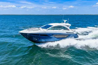 Cruisers Yachts 50 Cantius