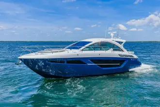 Thumbnail von Cruisers Yachts 50 Cantius