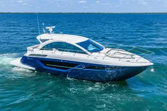 Thumbnail von Cruisers Yachts 50 Cantius