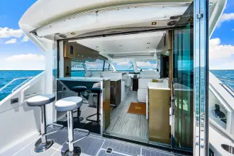 Thumbnail von Cruisers Yachts 50 Cantius