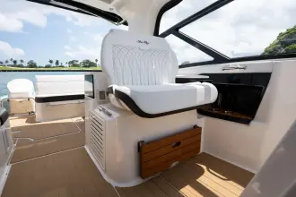Thumbnail von Sea Ray 370 Sundancer Außenborder