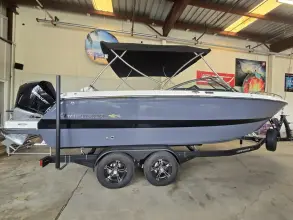 Chaparral 250 OSX