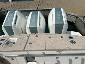 Thumbnail von Boston Whaler 360 Outrage