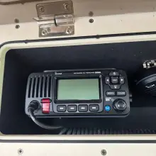 Thumbnail von Boston Whaler 330 Outrage
