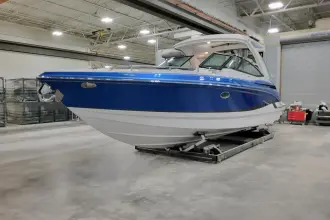 Formel 330 Bowrider