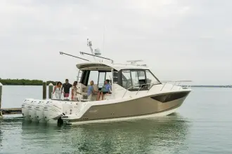 Thumbnail von Boston Whaler 405 Conquest