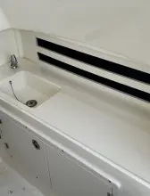 Thumbnail von Boston Whaler 330 Outrage