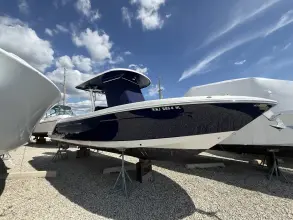 Thumbnail von Robalo R272 CC