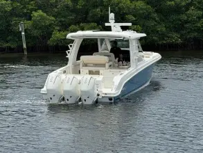 Thumbnail von Boston Whaler 350 Realm