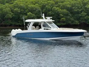 Thumbnail von Boston Whaler 350 Realm