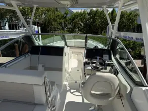 Thumbnail von Boston Whaler 240 Vantage