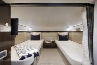 Thumbnail von Sea Ray 320 Sundancer Außenborder