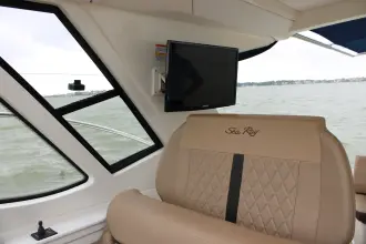 Thumbnail von Sea Ray SLX 350