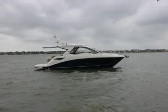 Thumbnail von Sea Ray SLX 350