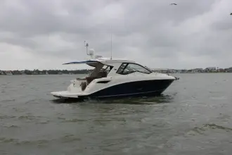 Thumbnail von Sea Ray SLX 350