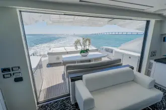 Thumbnail von Pershing 80 HAWK