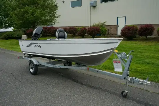 Lund 1400 Fury Tiller 2026 Lund – 1400 Fury Tiller