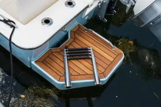 Thumbnail von Boston Whaler 210 Montauk