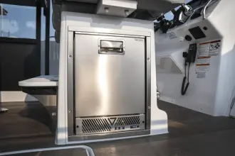 Thumbnail von Cruisers Yachts 38 VTR EC