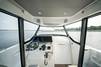 Thumbnail von Cruisers Yachts 38 VTR EC