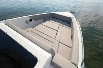 Thumbnail von Cruisers Yachts 38 VTR EC